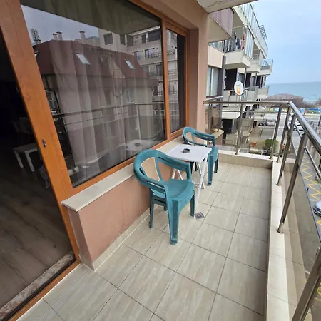 Apartment лахабана до плажа в *